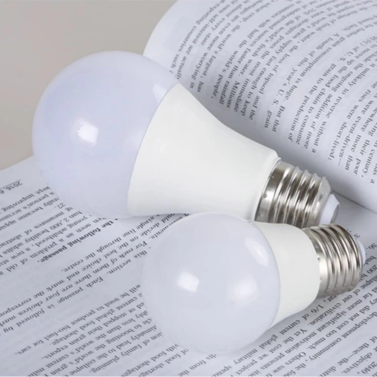 LED Bulb with Heat Sink 2